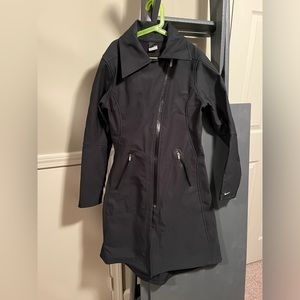 Nike women’s Small Softshell long jacket. Barely worn, excellent condition!